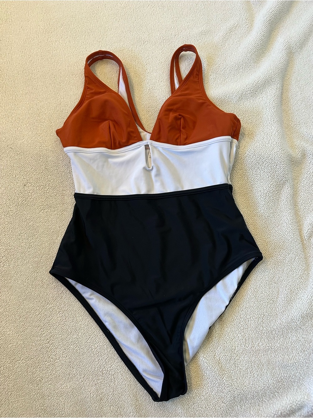Colorblock One Piece Swimsuit Rust White Black Size M